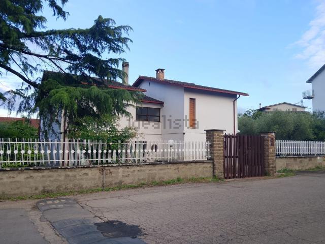 Case e ville in vendita di 270 m²