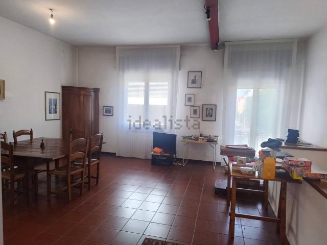 Case e ville in vendita di 270 m² in Via Cimone