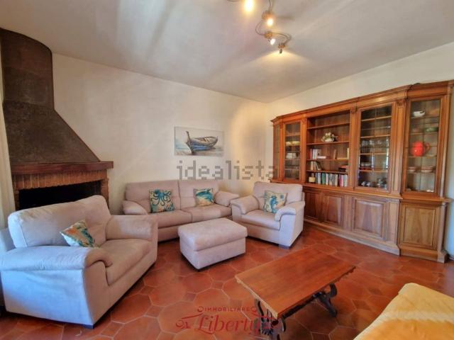 Case e ville in vendita di 270 m² in Via Alfonso Lamarmora