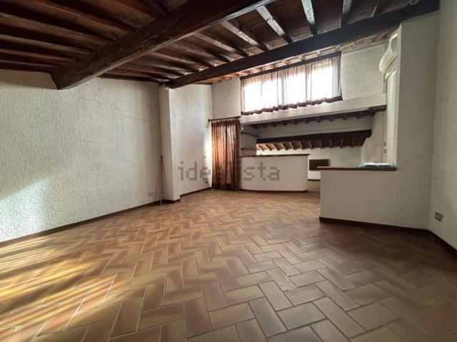 Case e ville in vendita di 270 m² in Via Giovanni Amendola, 50053
