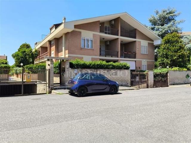 Case e ville in vendita di 270 m² in Via delle Vigne di Morena