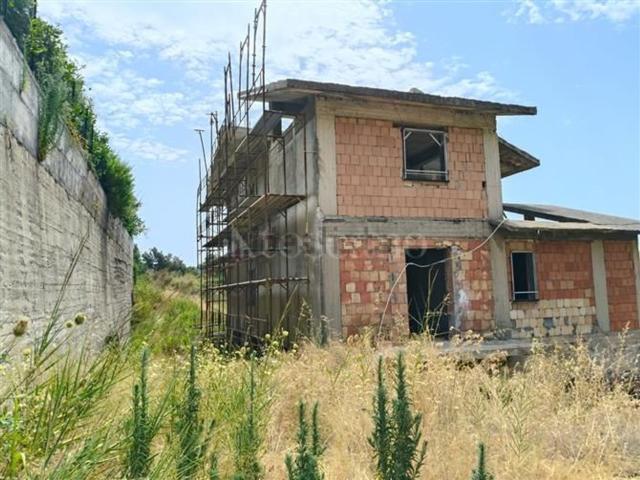 Case e ville in vendita di 270 m² in Località Buda