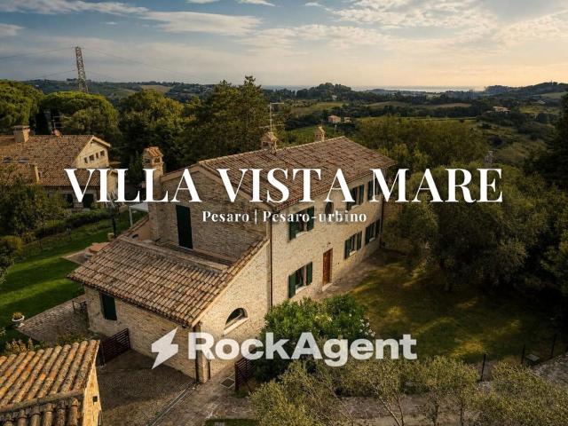 Case e ville in vendita di 270 m² in Strada Madonna dei Mazza