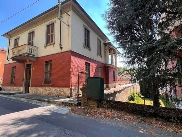 Case e ville in vendita di 270 m² in Strada Narbusto Inferiore