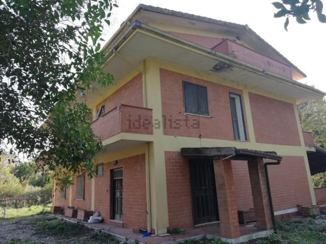 Case e ville in vendita di 270 m² in Strada Vicinale Santa Cristina, 2