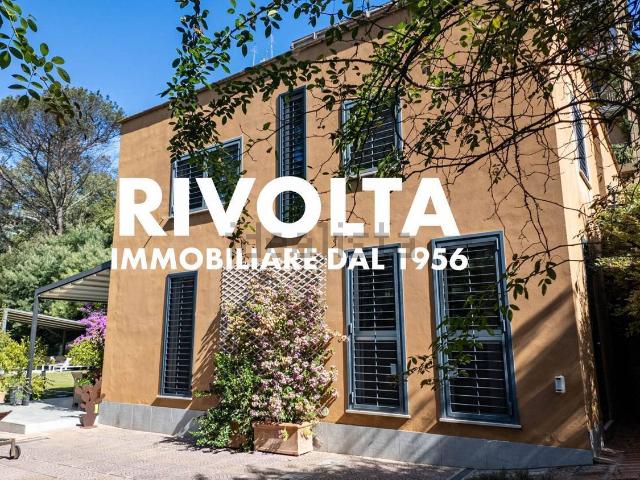 Case e ville in vendita di 271 m² in Piazza dei Giuochi Delfici