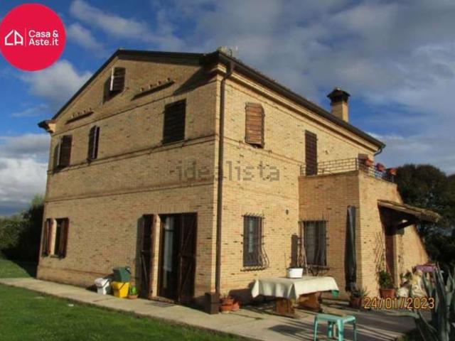 Case e ville in vendita di 271 m² in Strada Monte Travaglioso, 243