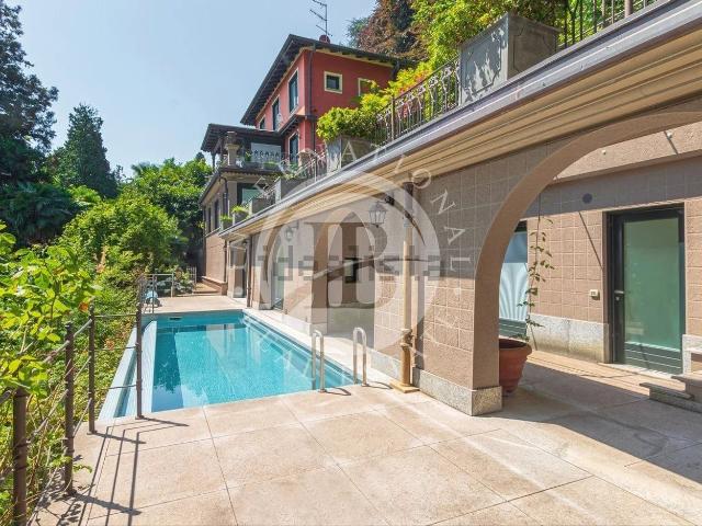 Case e ville in vendita di 274 m²