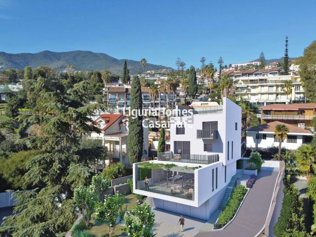 Case e ville in vendita di 275 m²