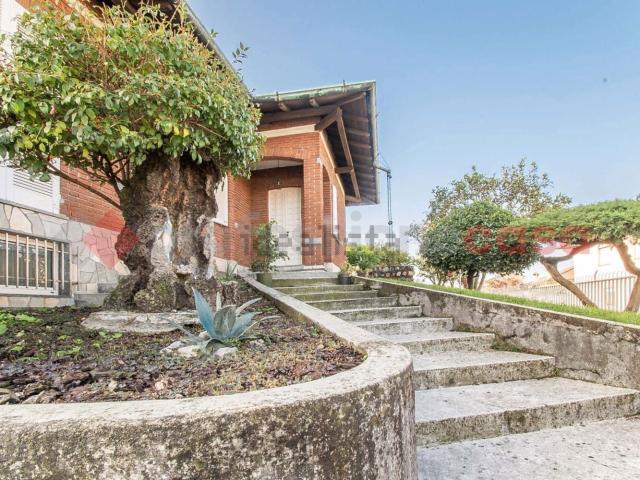 Case e ville in vendita di 265 m² in Via Cesare Beccaria, 10