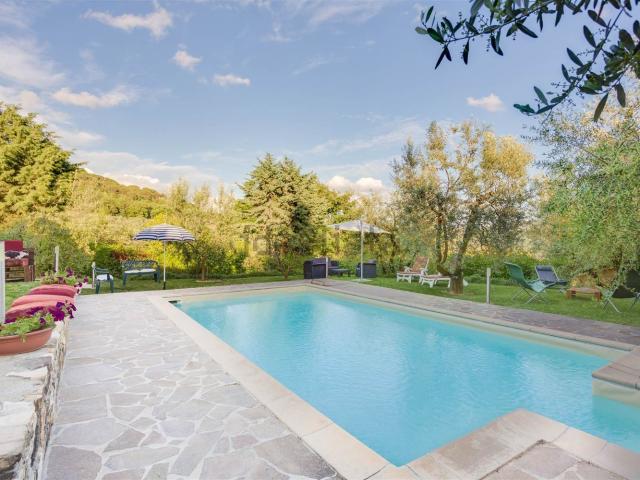 Case e ville in vendita di 275 m² in Via del Palagetto