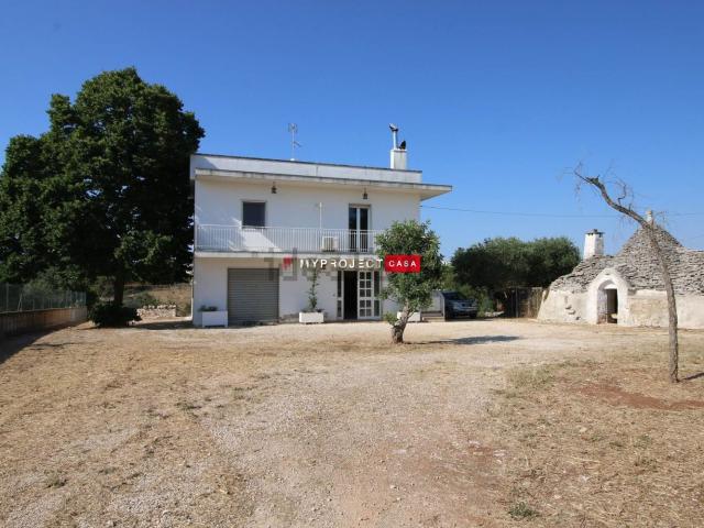 Case e ville in vendita di 275 m² in Strada senza nome