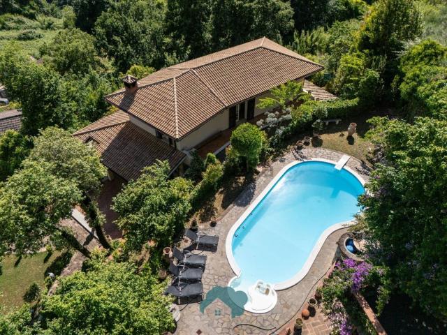Case e ville in vendita di 276 m² in Via Selva di Sopra, 28