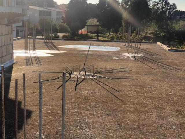 Case e ville in vendita di 277 m² in Via Campanni