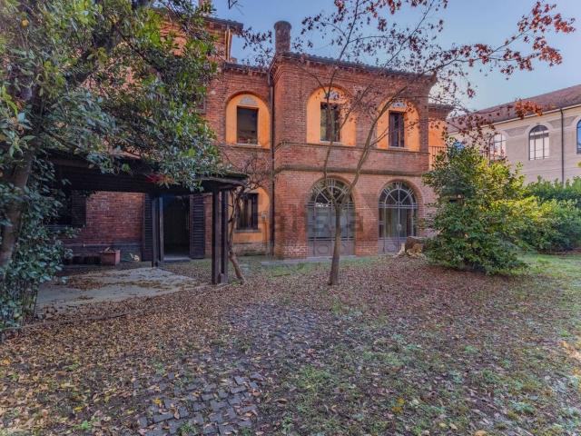 Case e ville in vendita di 277 m² in Via Gaetano Bottini, 4