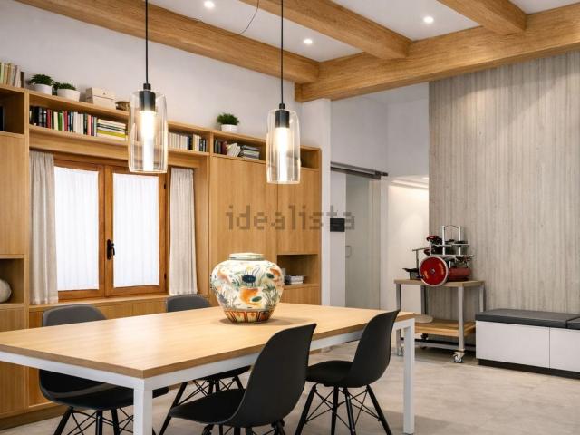Case e ville in vendita di 278 m² in Via Roma, 132
