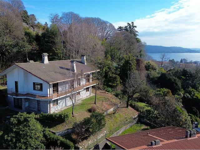Case e ville in vendita di 280 m²