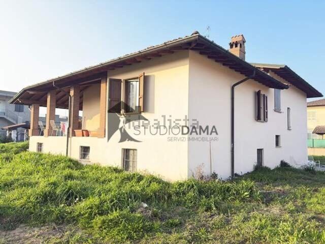 Case e ville in vendita di 280 m²