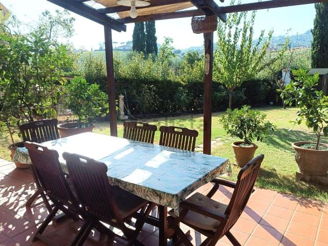 Case e ville in vendita di 280 m²