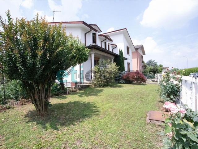 Case e ville in vendita di 280 m²