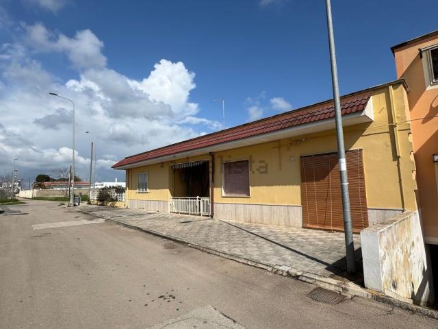Case e ville in vendita di 280 m² in Via Bellini, 1
