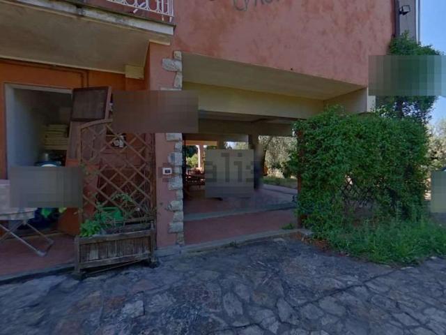 Case e ville in vendita di 280 m² in Via del Poggetto, 34