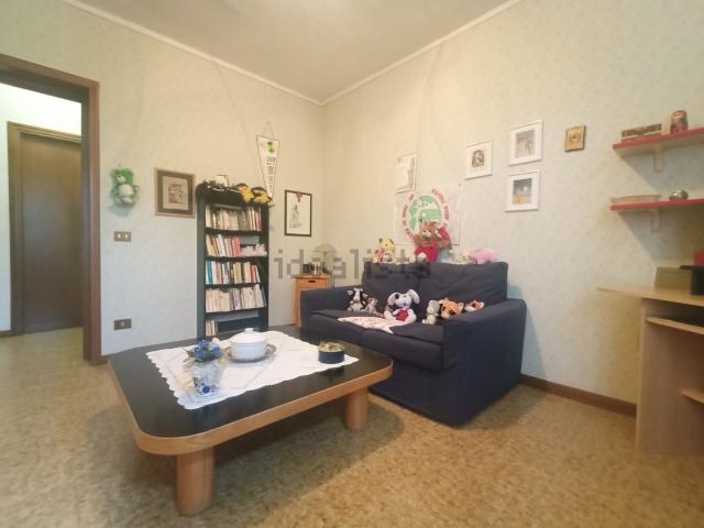 Case e ville in vendita di 280 m² in Via Patrioti