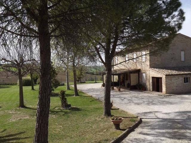 Case e ville in vendita di 280 m² in Via Roma