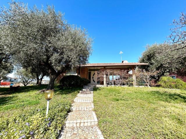Case e ville in vendita di 280 m² in Borgo Lunardon