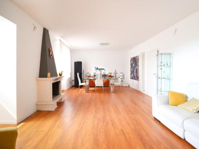 Case e ville in vendita di 280 m² in Contrada Valle Sant&apos Angelo, 2