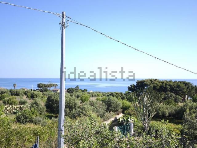 Case e ville in vendita di 280 m² in Contrada Calabianca, 57