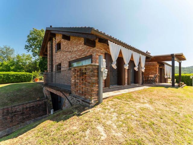 Case e ville in vendita di 280 m² in Strada San Giuseppe, 2