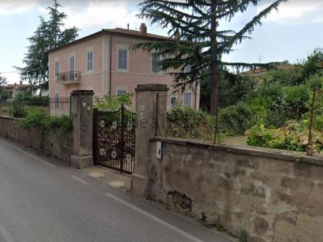 Case e ville in vendita di 2815 m² in Via Blera