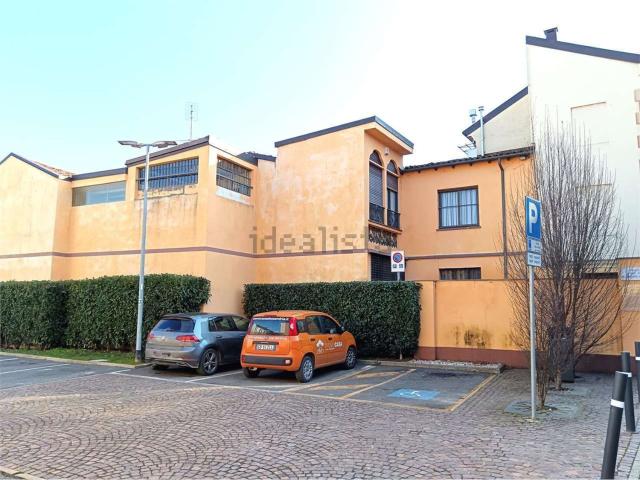 Case e ville in vendita di 281 m² in Via Roma, 79