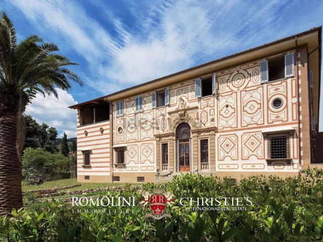 Case e ville in vendita di 2829 m²