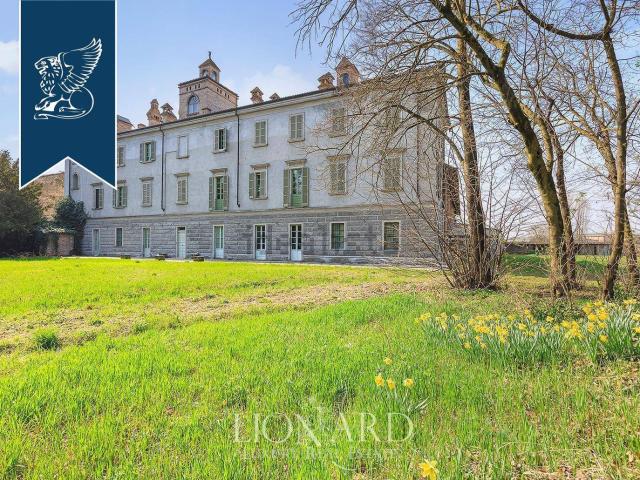 Case e ville in vendita di 2821 m²