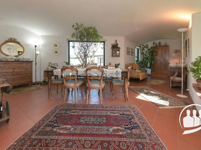 Case e ville in vendita di 282 m² in Strada S. Martino, 9