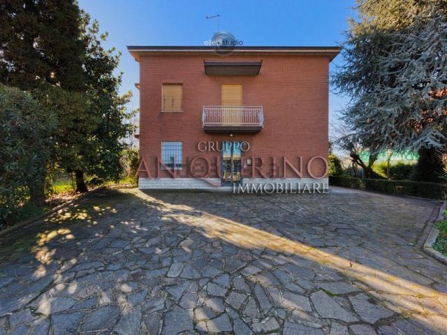 Case e ville in vendita di 283 m²
