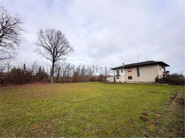 Case e ville in vendita di 284 m²