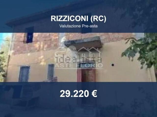 Case e ville in vendita di 284 m² in Contrada Monaca