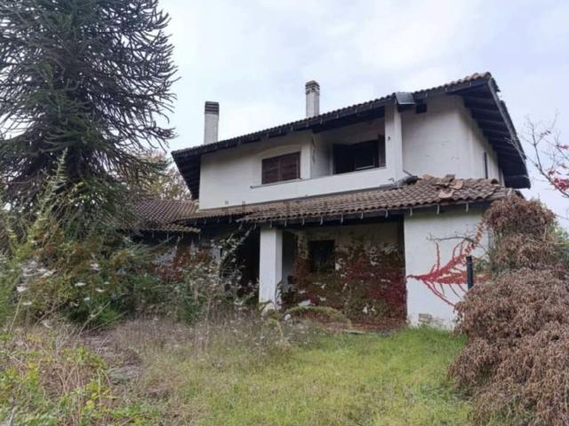 Case e ville in vendita di 284 m² in Frazione Castiglione, 192