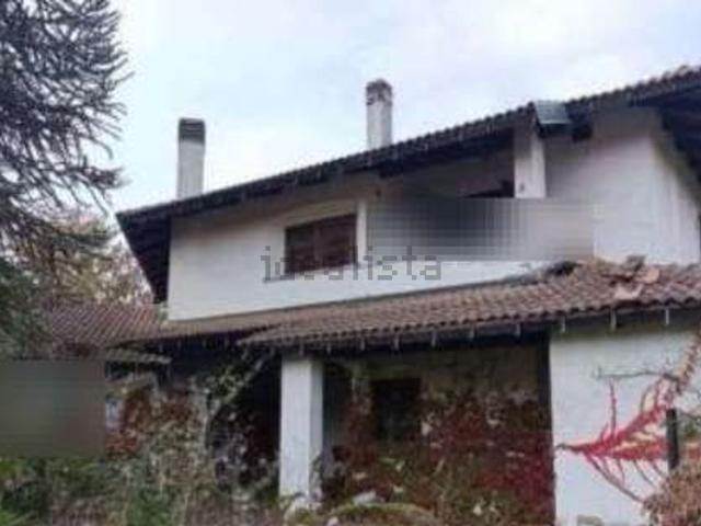 Case e ville in vendita di 284 m² in Frazione Castiglione