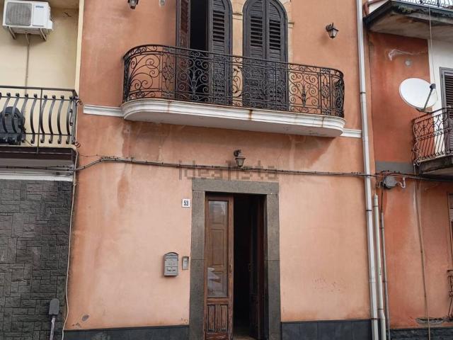 Case e ville in vendita di 285 m² in Via Cesare Battisti, 57