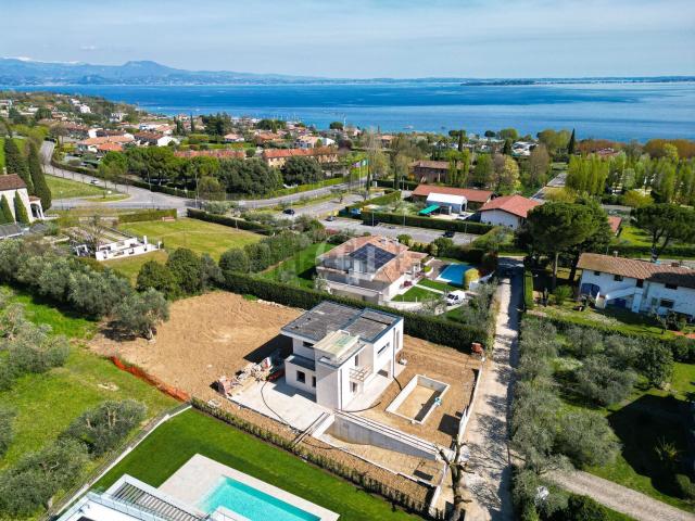 Case e ville in vendita di 286 m² in Via San Cassiano, 4