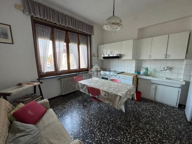Case e ville in vendita di 287 m² in Piazzale Italia, 3