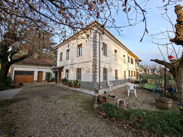 Case e ville in vendita di 288 m²