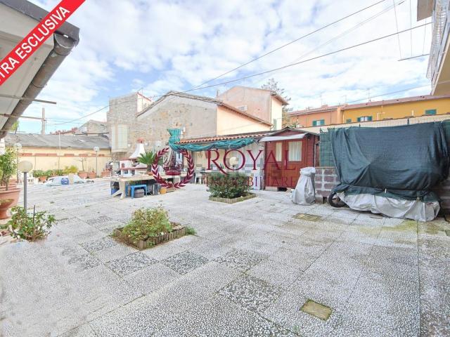 Case e ville in vendita di 288 m² in Via dei Pelaghi