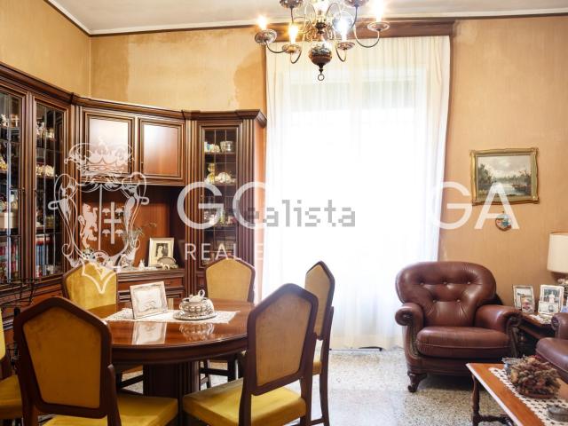 Case e ville in vendita di 247 m² in Via IV Novembre, 3