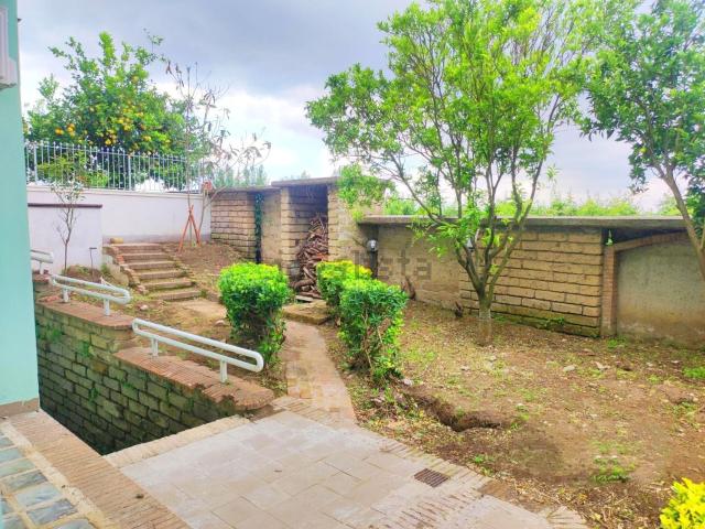 Case e ville in vendita di 289 m² in Via Murelle, 12