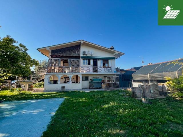 Case e ville in vendita di 290 m²
